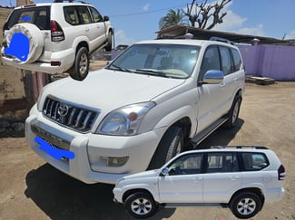 Toyota Prado GX 2004, diesel, manuelle, 8 places, blanc, bien entretenu