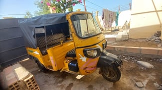 Bajaj en bon état avec moteur en bon état