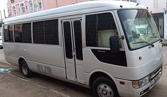 Bus confortable pour transport personnel ou location