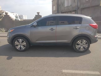 Kia Sportage 2014 à Djibouti, climatisation, faible kilométrage