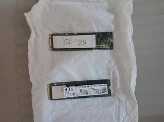 Disque dur SSD 256 Go en excellent état