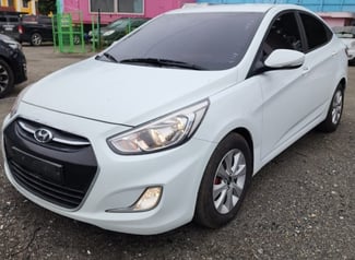 Hyundai Accent 2016, diesel, boîte automatique, excellent état