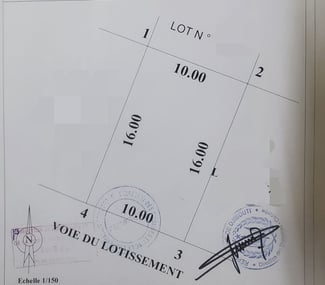 Terrain de 160m² à vendre à Barwaqo 2 près du carrefour