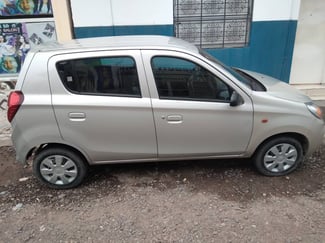 Suzuki Alto 2023, essence, boîte manuelle, clim fonctionnelle