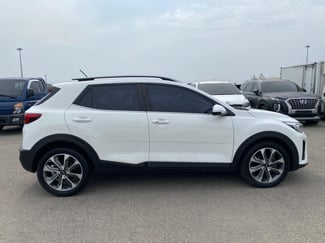 KIA STONIC 2018, sécurité et confort, faible kilométrage