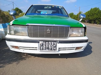 Toyota Crown Taxi, automatique, gazole, bon état