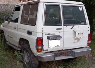 Toyota Landcruiser II 2005, chassis court, à retaper ou pour pièces