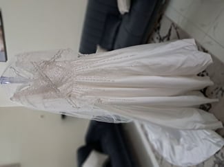 Robe de mariage neuve à louer