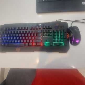 Ensemble clavier et souris gamer pour les pros du gaming