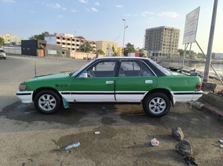 Voiture Taxi Mark II en bon état à 900000 fr