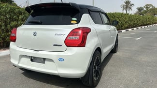 Suzuki Swift Hybride 2021, boîte automatique, neuve à Djibouti