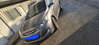 Hyundai Accent 2014, économique et en excellent état