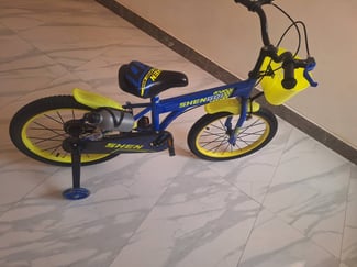 Vélos enfants en excellent état à vendre