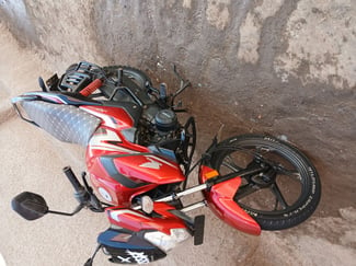 Moto Honda 125cc Injection, très bon état, 1 an et 9 mois d'utilisation