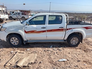 Toyota Hilux tout Neuf Bien Entretenu