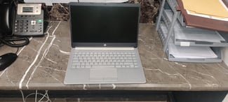 PC portable HP à vendre, parfait état, prix abordable