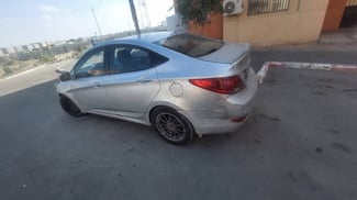 Hyundai Accent, boîte manuelle, excellent état