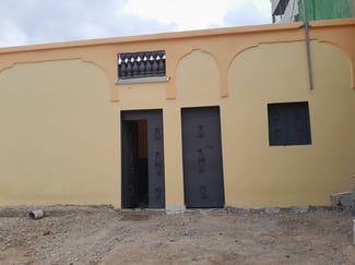 Maison 2 chambres neuve à louer à Hamdani