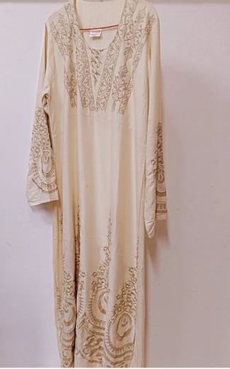Jolie Robe Style Marocaine avec Broderie