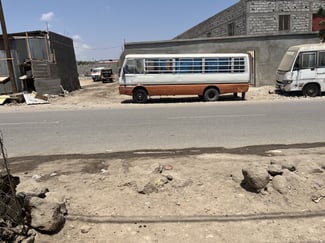 Bus en bon état, prix négociable