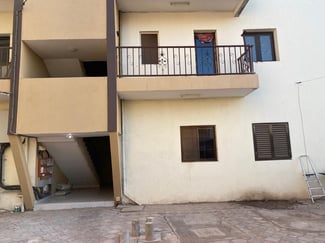 Appartement F4 à Gabode 5, avec groupe électrogène