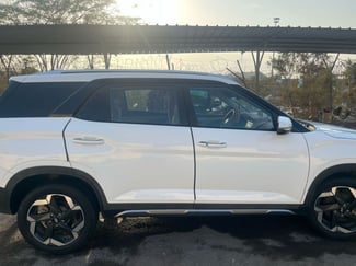 Hyundai Grand-Creta 2023, diesel, boîte automatique, excellent état