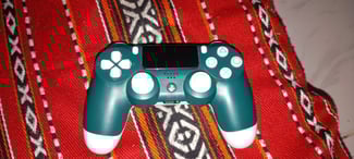 Manette PS4 en excellent état, utilisée 1 mois