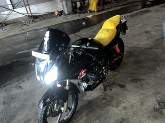 Moto Hero 220cc en parfait état