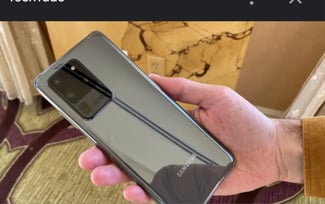 Samsung S20 Ultra 2 semaines d'utilisation - comme neuf