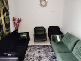 Salon quasiment neuf à vendre à prix négociable