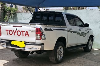 Pick-up automatique en excellent état, carburant gazoil