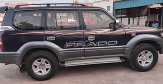 Toyota Prado 4 portes, clim, bon état - négociable