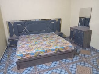 Ensemble complet de meubles de chambre à coucher neufs