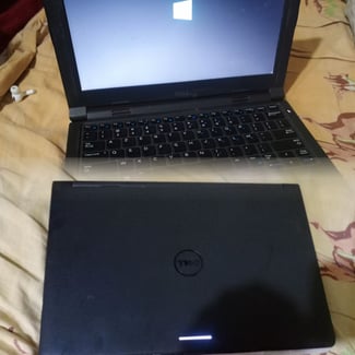 Ordinateur portable DELL core i3 en bonne état, 500Go, 4Go RAM, 15 pouces