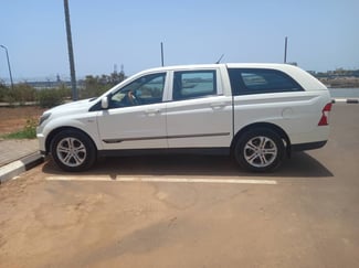 Pick-up SsangYong double cabine 2014, climatisation en parfait état