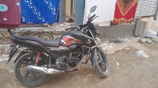 Moto Honda 150cc en excellent état, 1 an d'utilisation