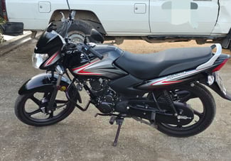 Moto TVS 100cc, bon état