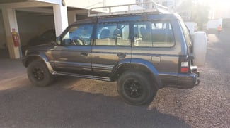 Mitsubishi Pajero V46, 7 places, réparations récentes
