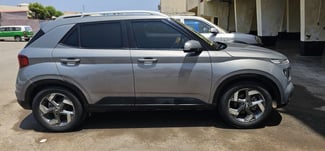 Hyundai Venue, SUV en excellent état, faible kilométrage