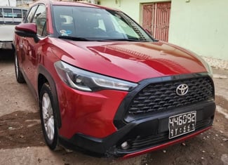 Toyota Corolla Cross 2022, boîte automatique, essence