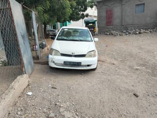 Toyota Echo 2004 en excellent état