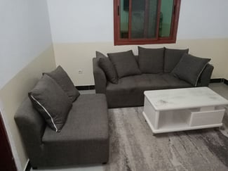 Appartement meublé à louer à Gabode 5, avec générateur électrique