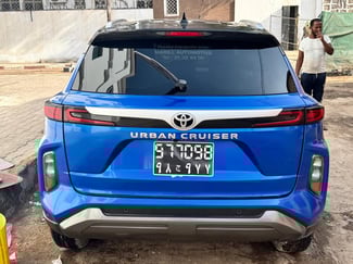 Toyota Urban Cruiser 2023, Essence, Bon État, Boîte Manuelle