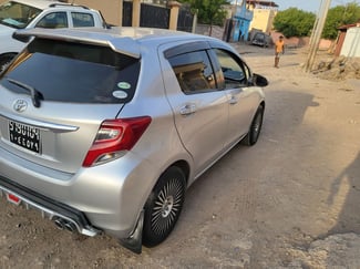 Toyota Vitz 2016, très bon état, faible kilométrage, prix attractif