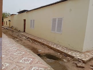 Maison F3 récente avec grande véranda à louer à Pk13