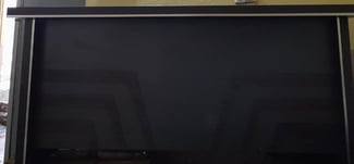 Bureau et chaise presque neufs à vendre