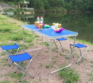 Ensemble table et chaises pliables