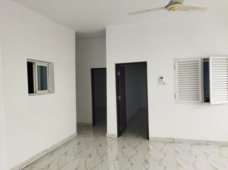 Maison neuve F3 avec terrasse en marbre, balcon, cité Gargar