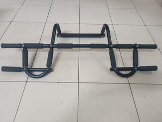 Barre de traction professionnelle pour porte
