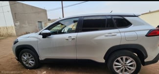 Toyota Corolla Cross 2021, essence, excellent état, semi-option